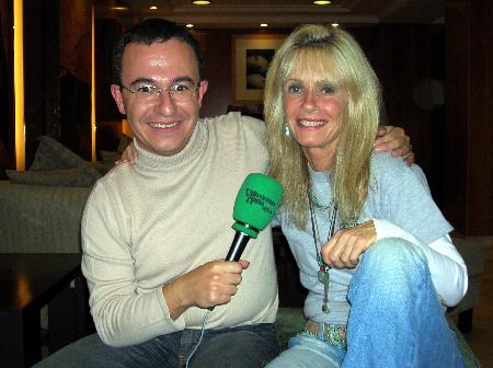 Miguel ngel Vzquez and Kim Carnes. Picture from http://www.eluniversitarioeuropeo.es
