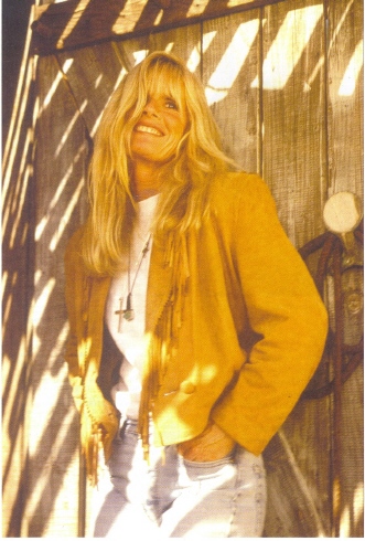 Country Music People - photo/article
